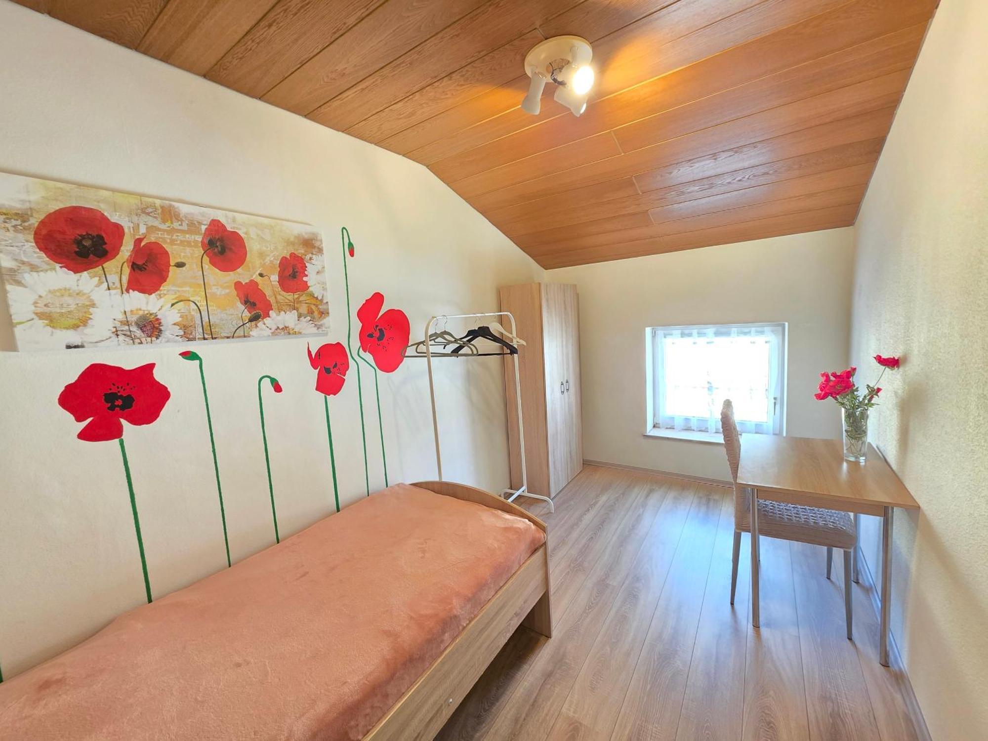 Elena Flat Mohn Duisburg Zentrum Extérieur photo