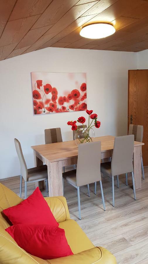 Elena Flat Mohn Duisburg Zentrum Extérieur photo
